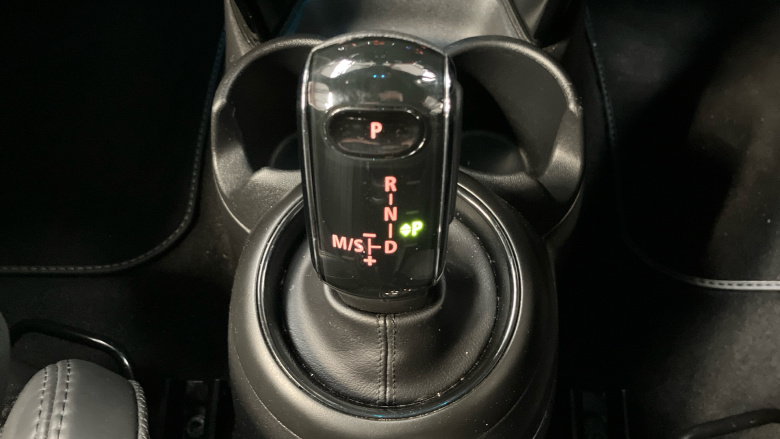 MINI Hatchback 1.5 Cooper Exclusive 5dr Auto Petrol Hatchback